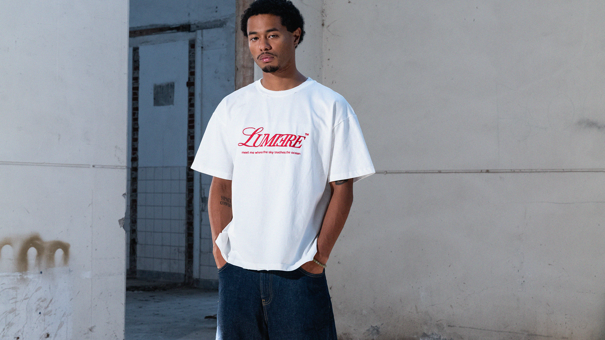 T-shirts – Lumi3re T-shirts – Lumi3re