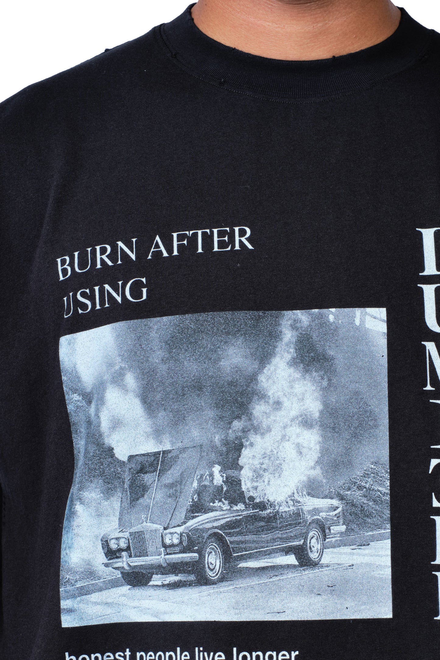 Burning Car T-shirt Washed Black