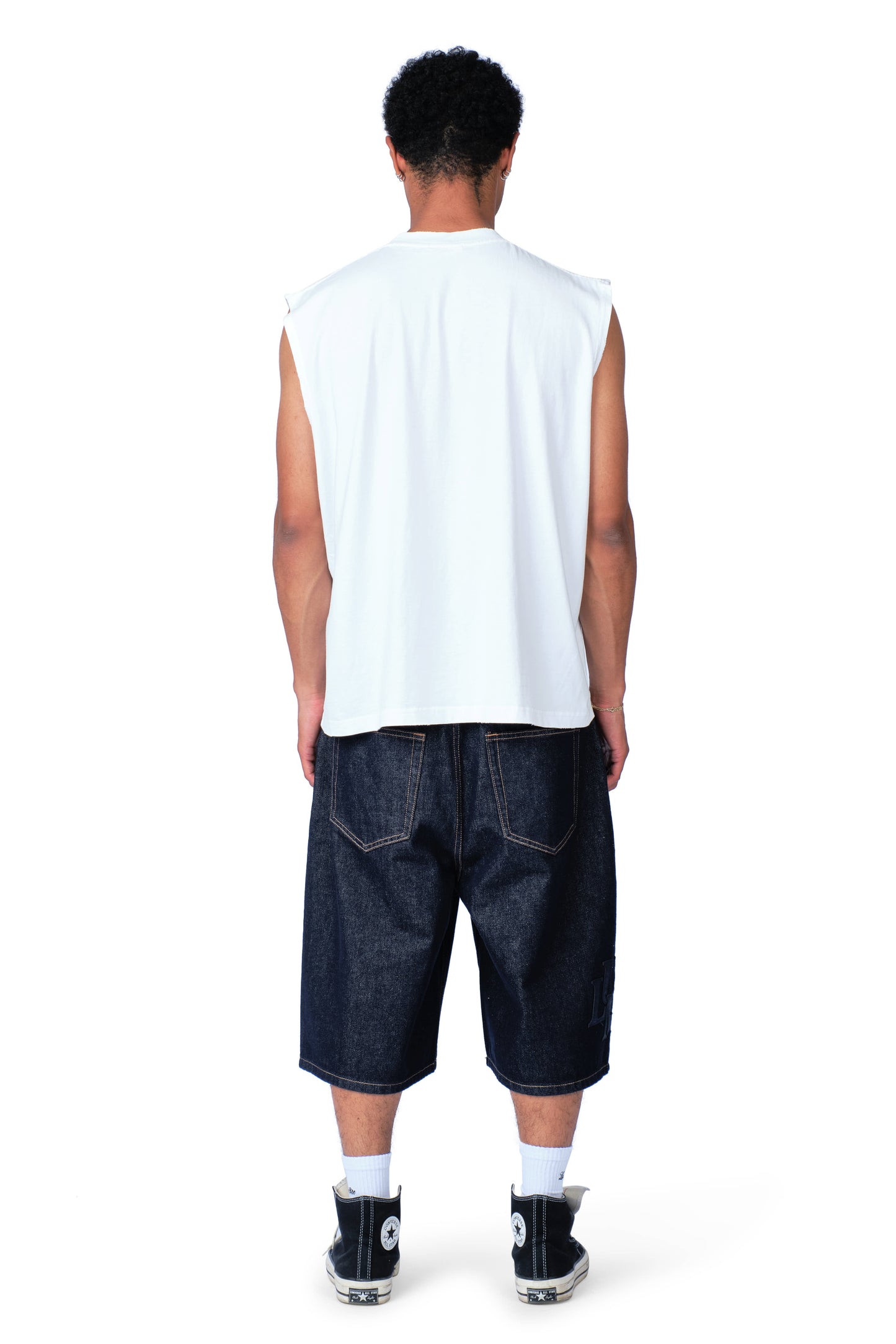 Sleeveless Gothic Shirt White