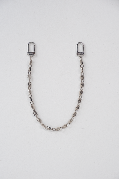 L3 Monogram Chain