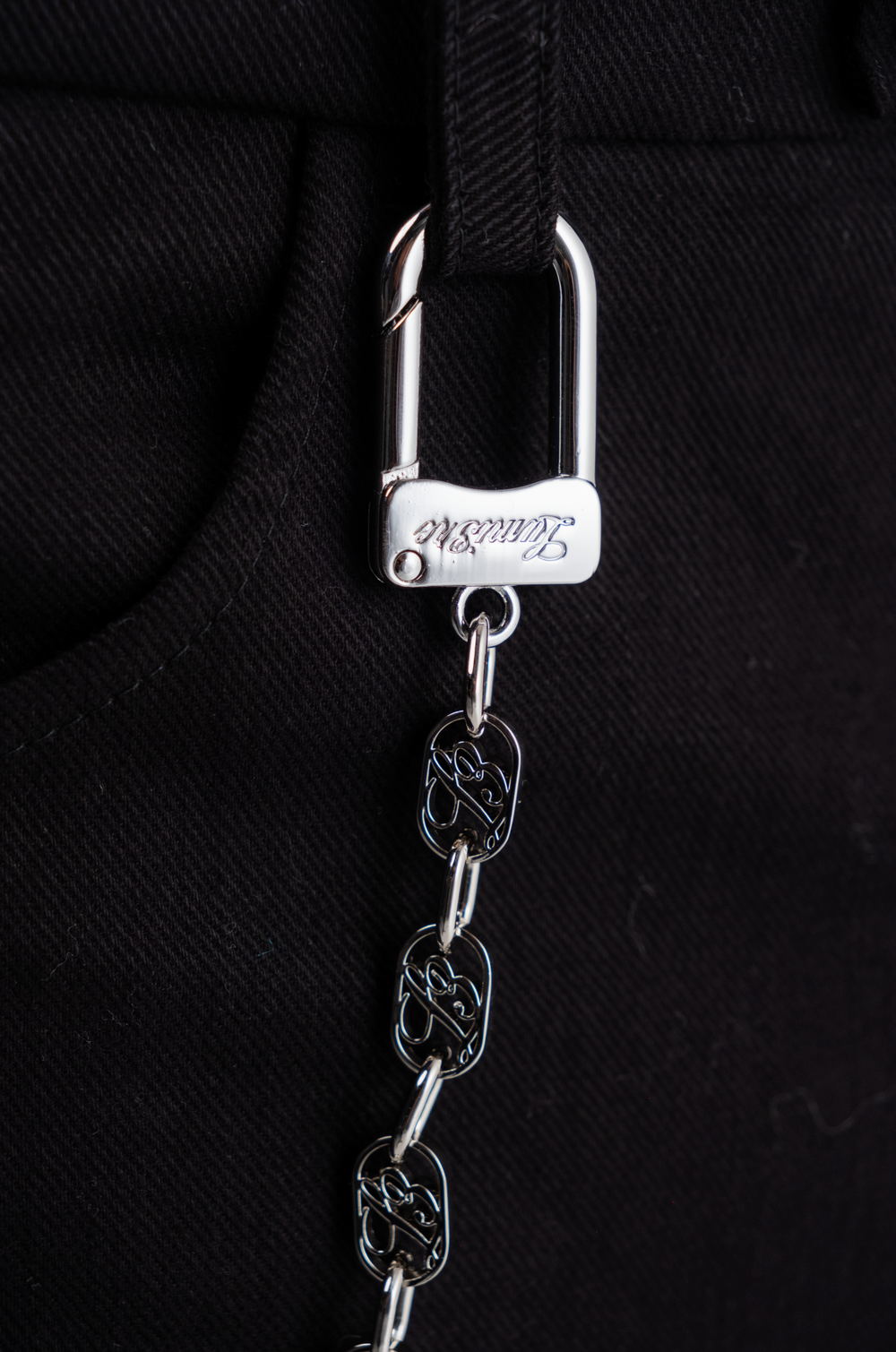 L3 Monogram Chain