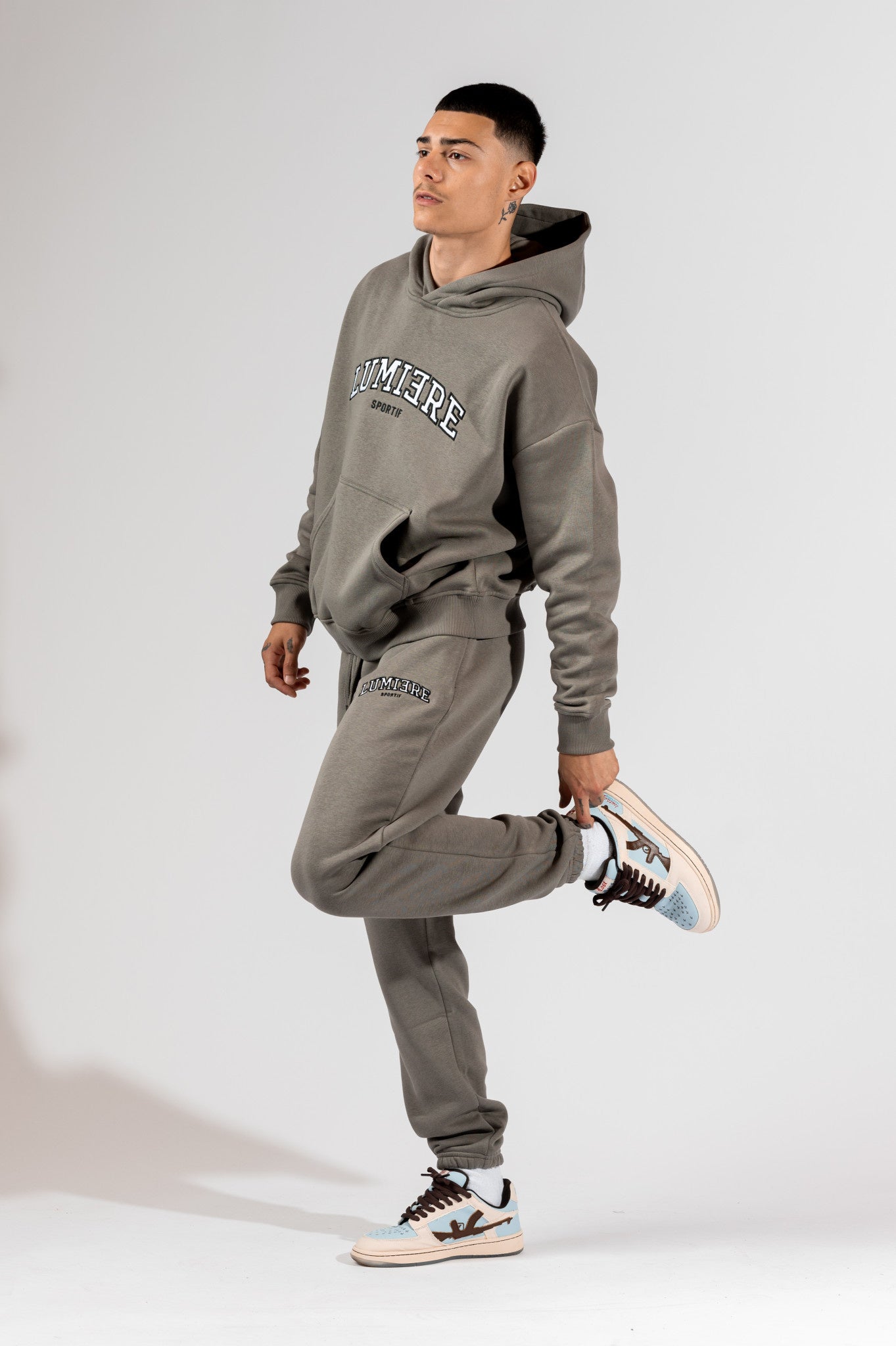 Lumi3re Sportif Greenish